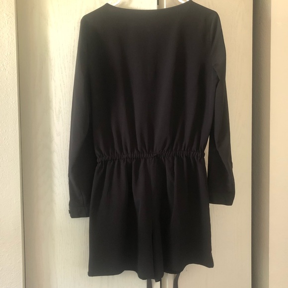 LOFT Black Long Sleeve Romper Size 0 - Picture 6 of 9